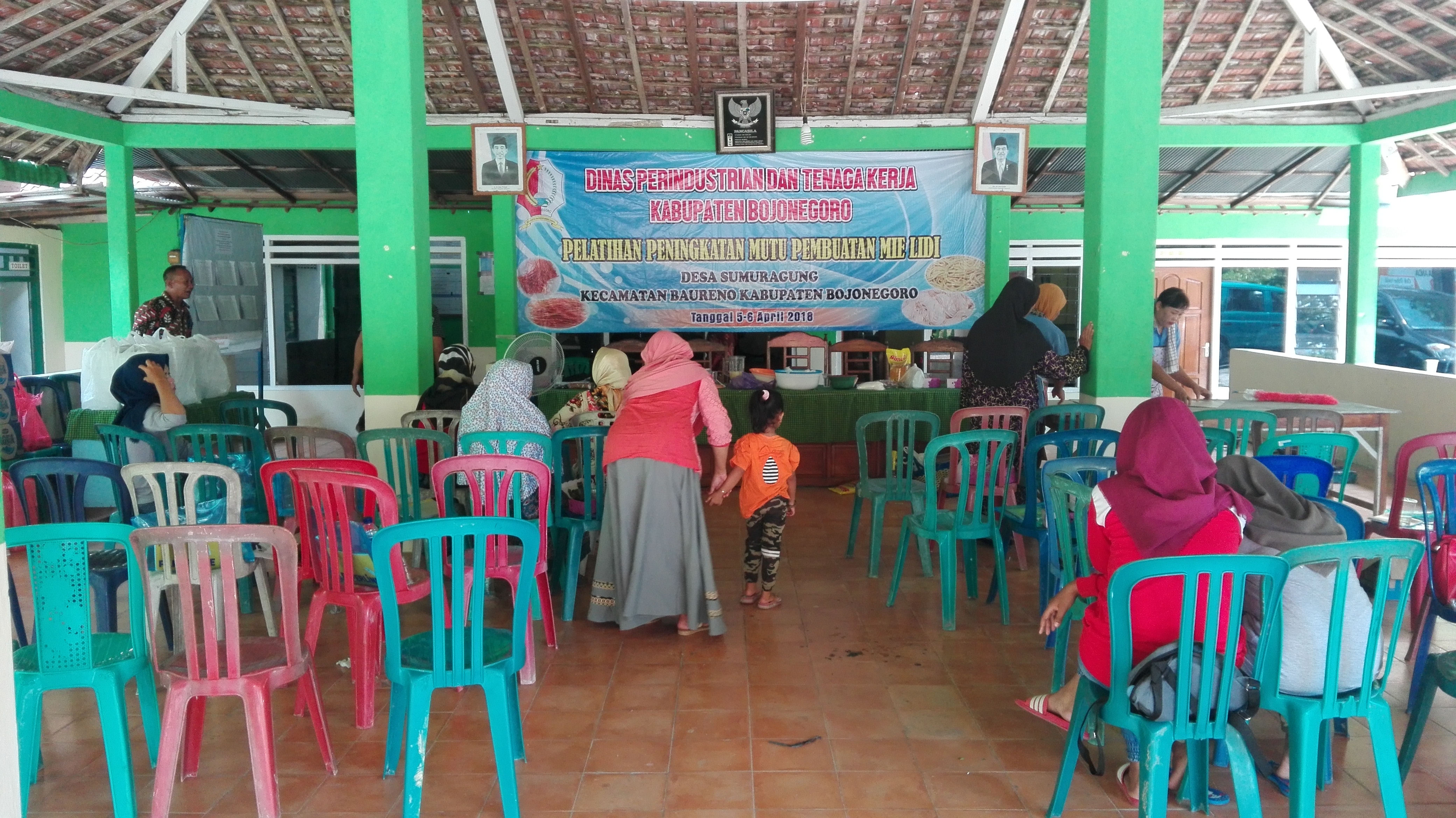 Pelatihan Peningkatan Mutu Pembuatan Mie Lidi