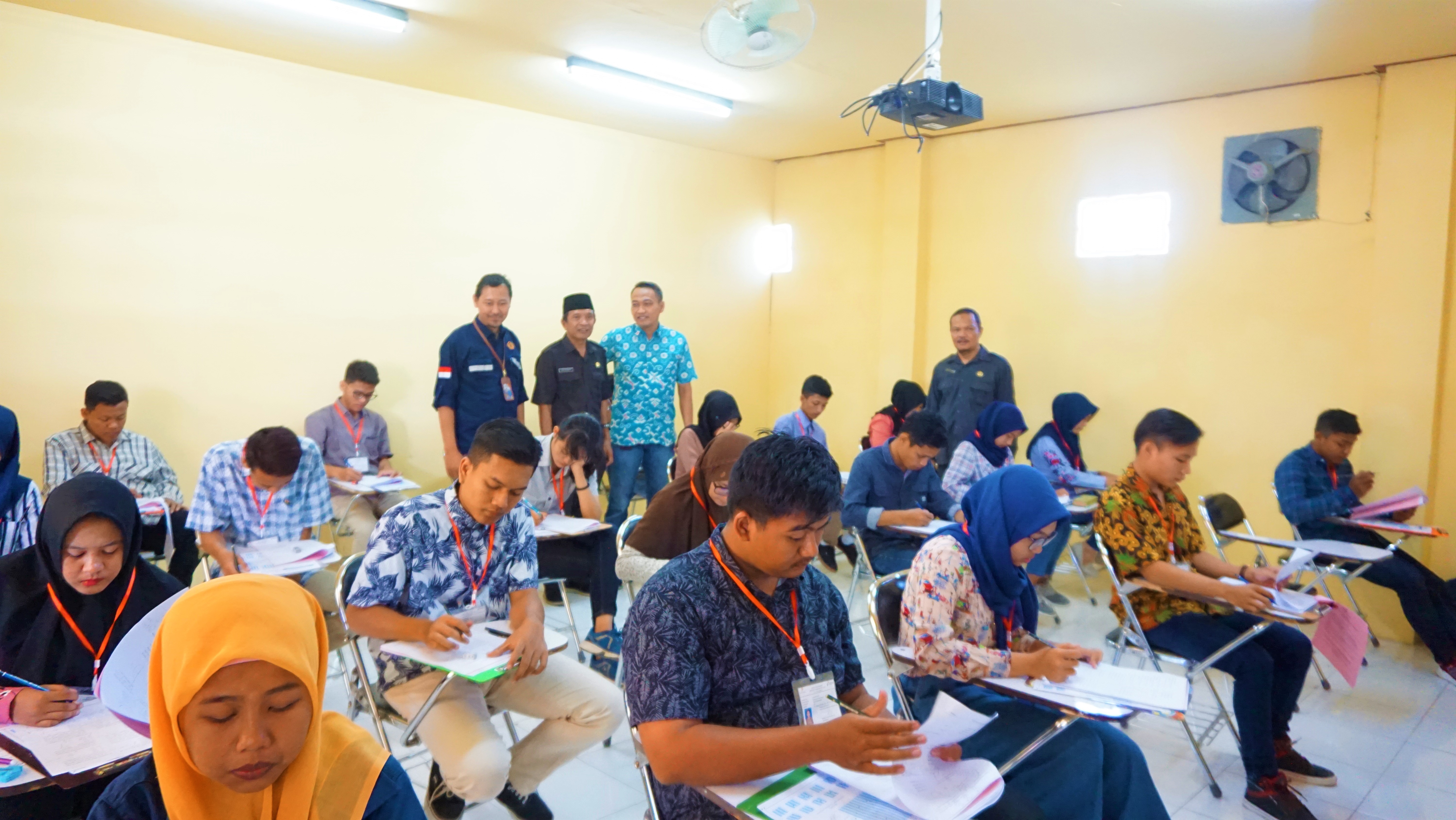 Wakil Bupati Bojonegoro Tinjau Pelaksanaan Tes Tulis Apprentice Program PEP-C