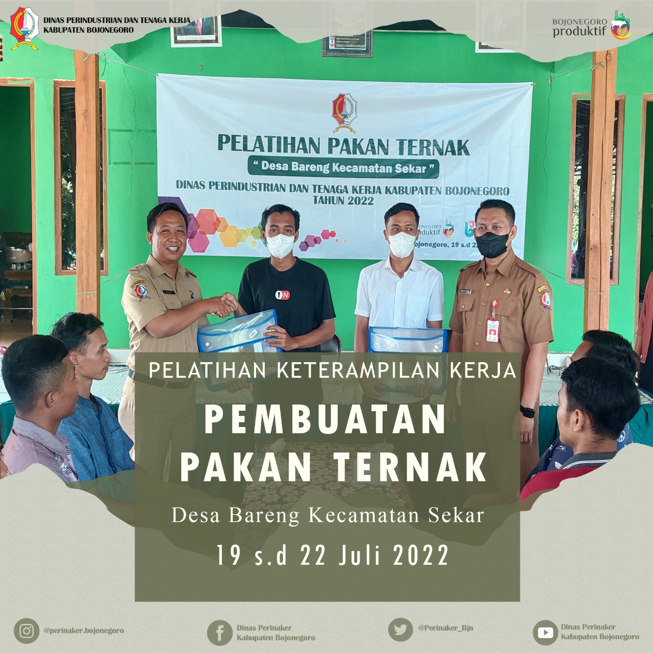 Pelatihan Keterampilan Kerja Pembuatan Pakan Ternak